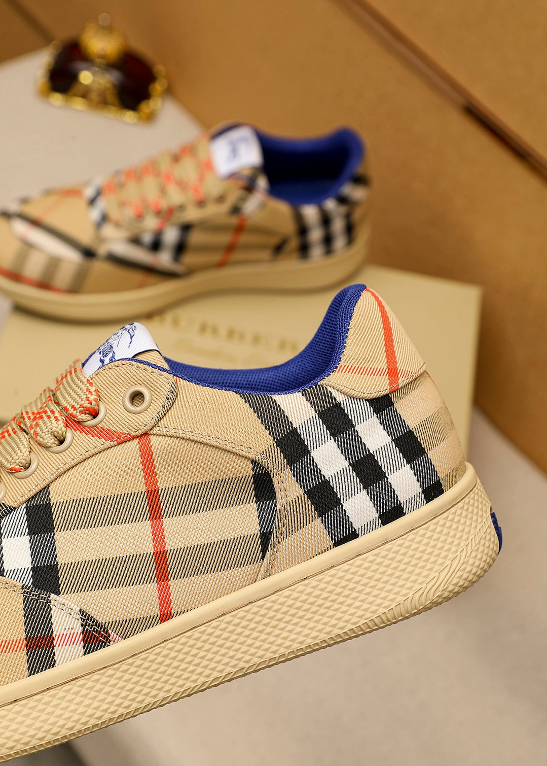 25 Luxury B Brand Casual Sneakers 042025052809