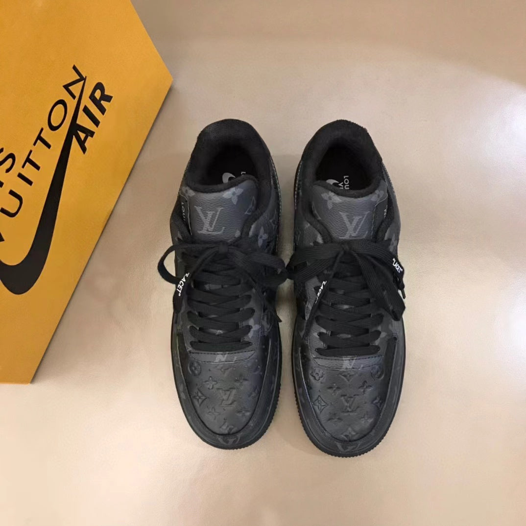 V& Jointly Signed Sneakers X3 0425052001