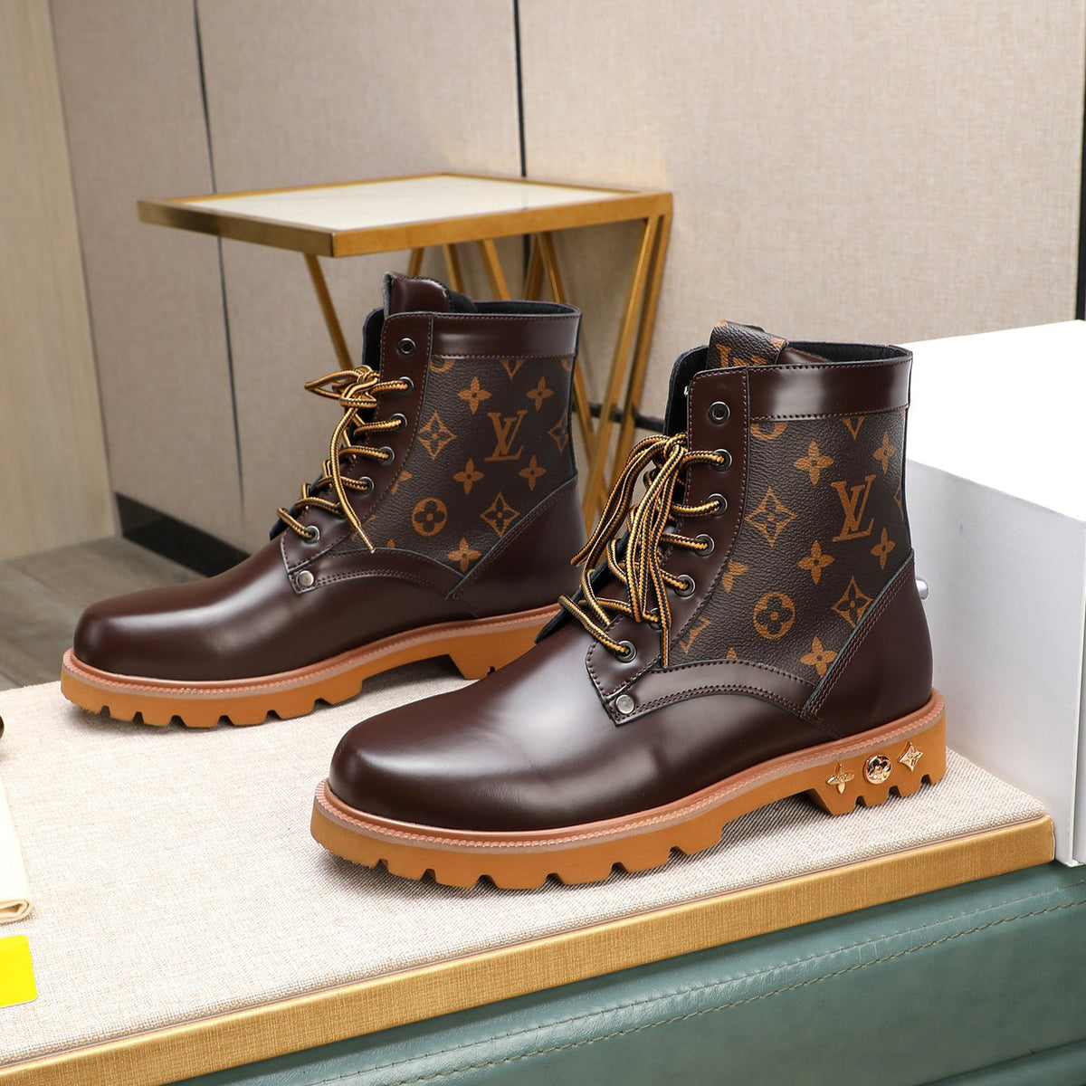 Stylish classic men's high-top boots XC0425101103