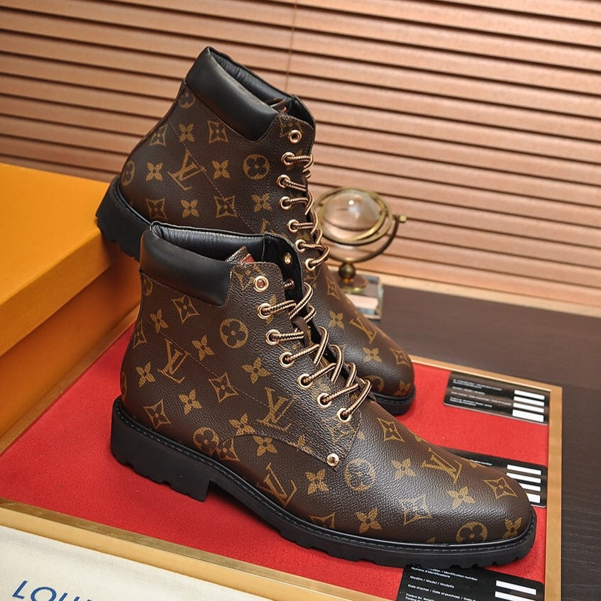 Fashion Casual New Style Men's Comfortable Sneakers Shoes Boots V26