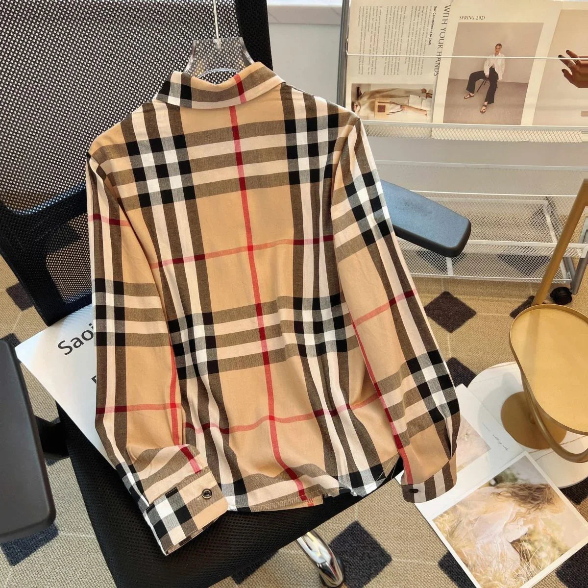New Fashion Plaid Shirt All-match Casual Shirt 1024072610
