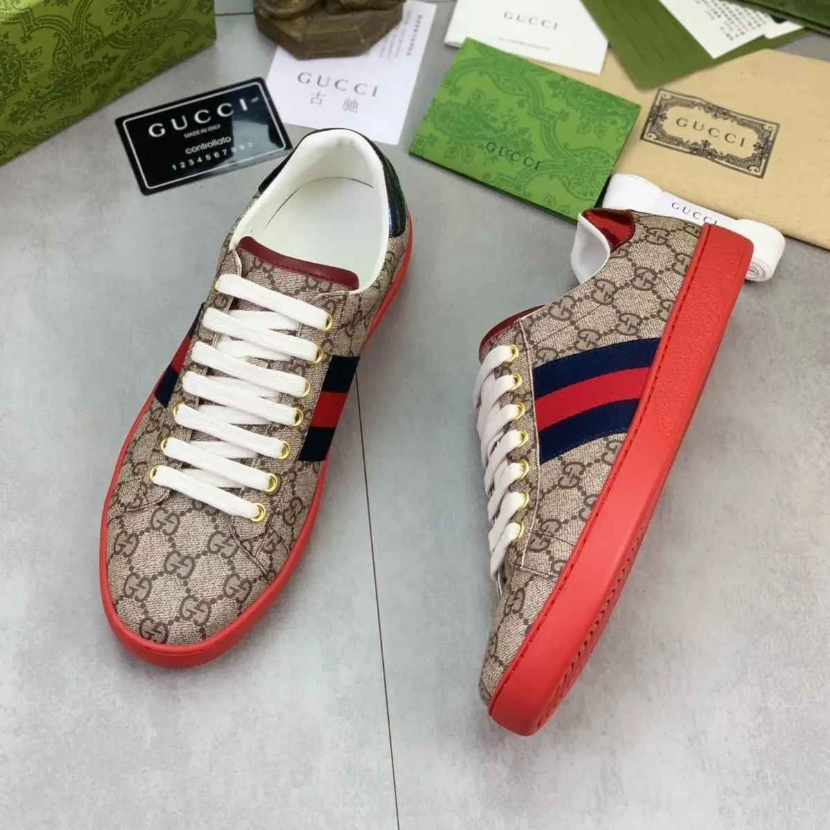 Ace 2G Supreme sneaker Red